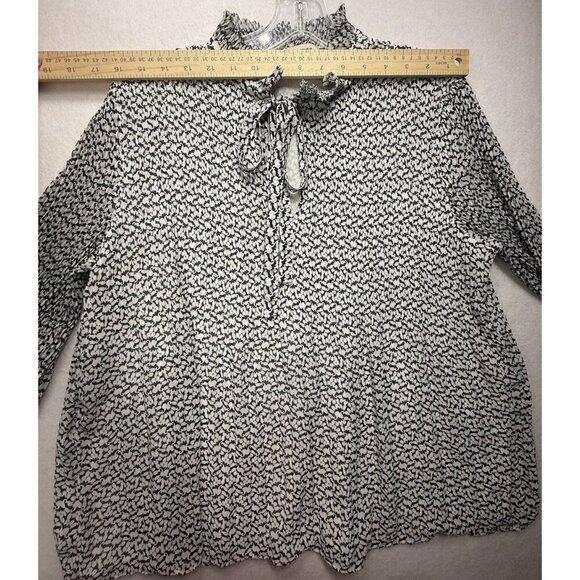 Max Studio Black White Floral Geoprint Elastic Cuff Tie Front Blouse Tunic L Top - Picture 6 of 9